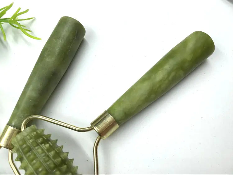 JadeGlow Roller™