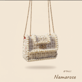 ChainLuxe™ Messenger Bag