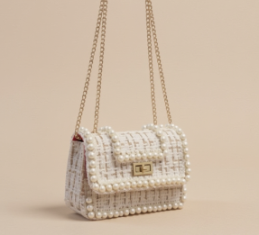 ChainLuxe™ Messenger Bag