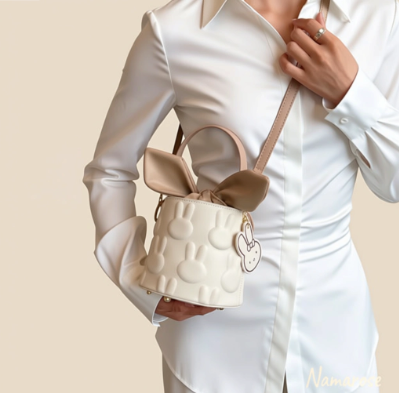 UrbanEase™ Bucket Bag