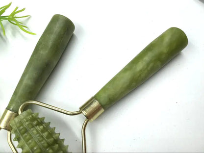 JadeGlow Roller™