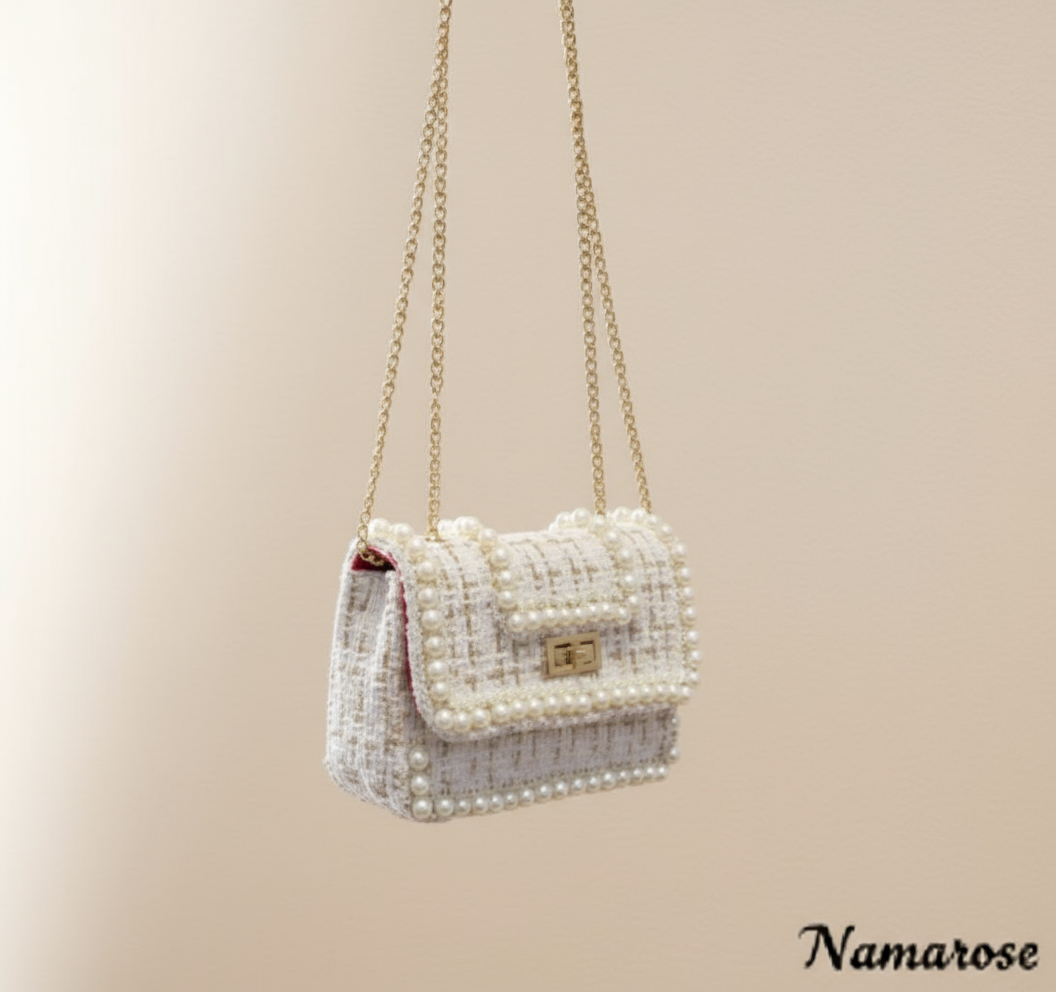 ChainLuxe™ Messenger Bag