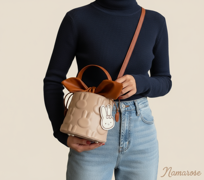 UrbanEase™ Bucket Bag